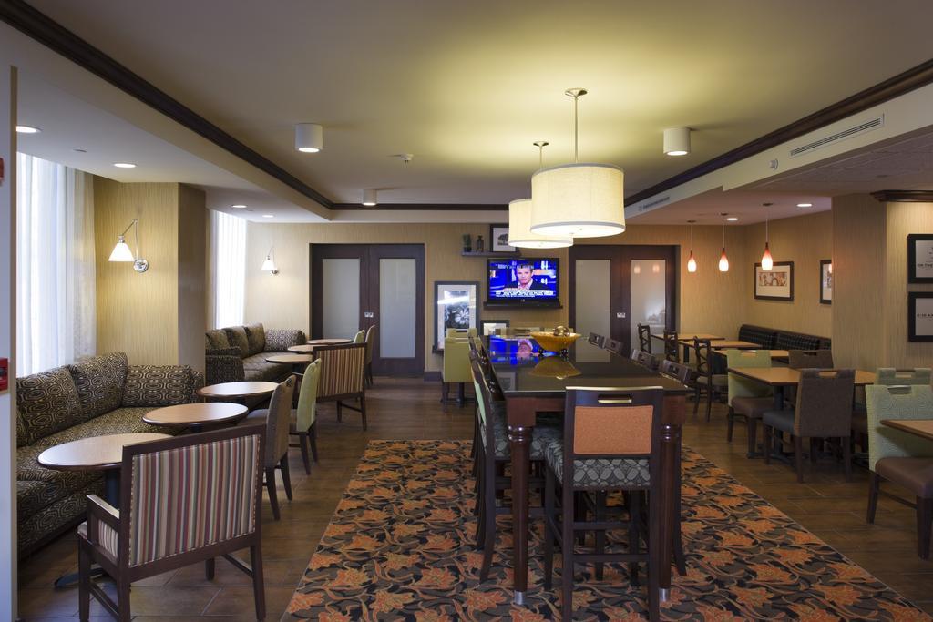Hampton Inn Asheville - Biltmore Area Exteriör bild