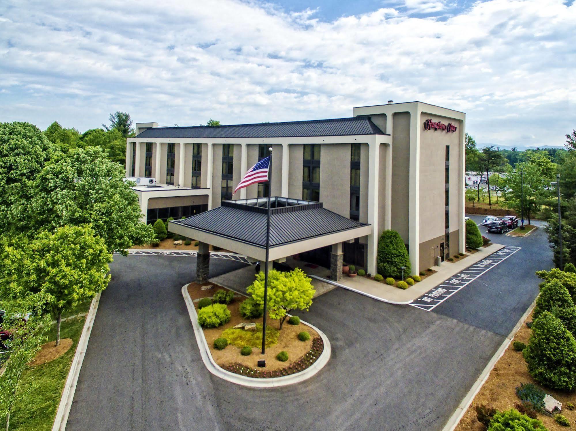 Hampton Inn Asheville - Biltmore Area Exteriör bild
